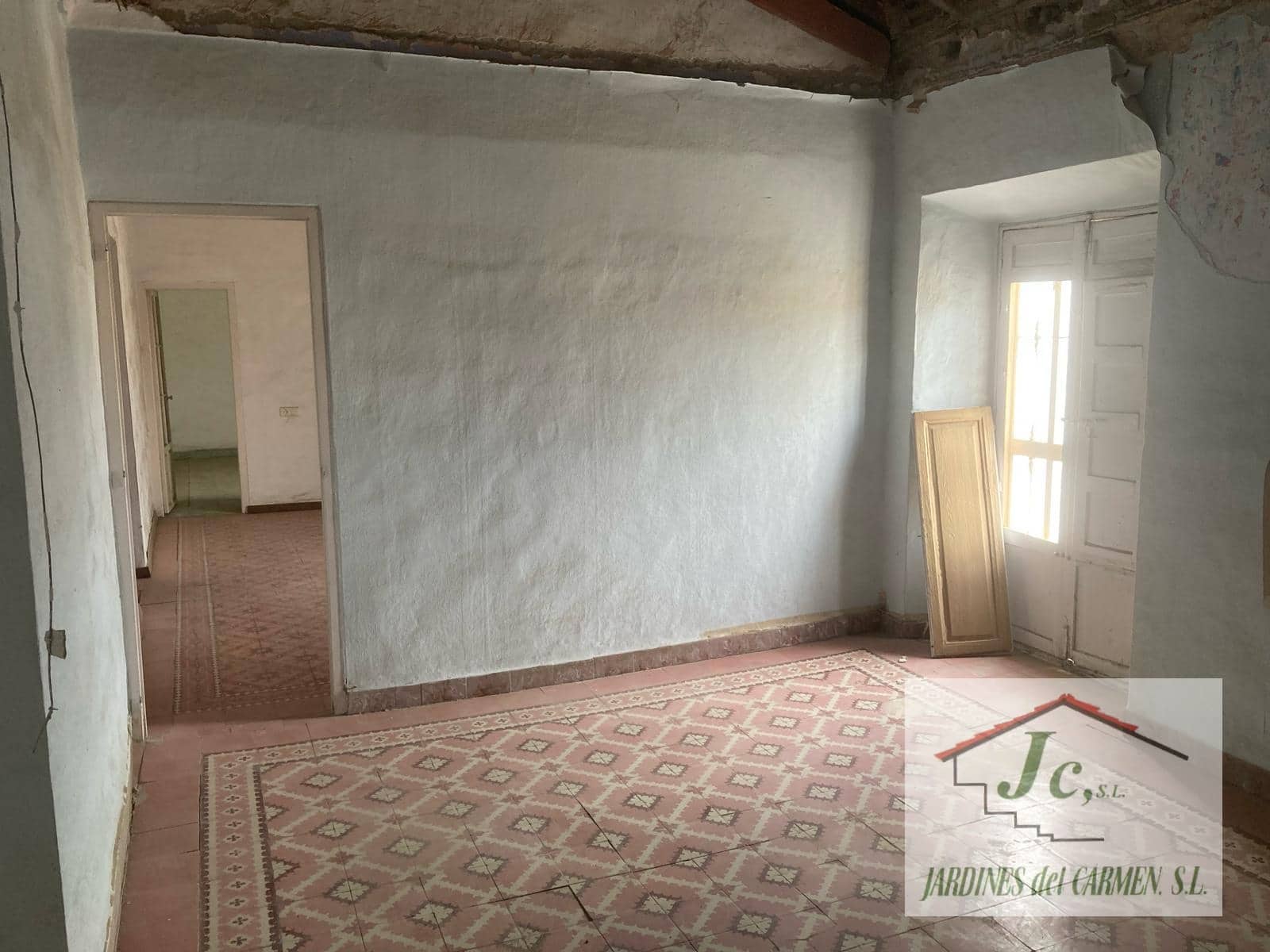 5 soveværelse Hotel til salg i Velez-Malaga - € 350.000 (Ref: 8878567)