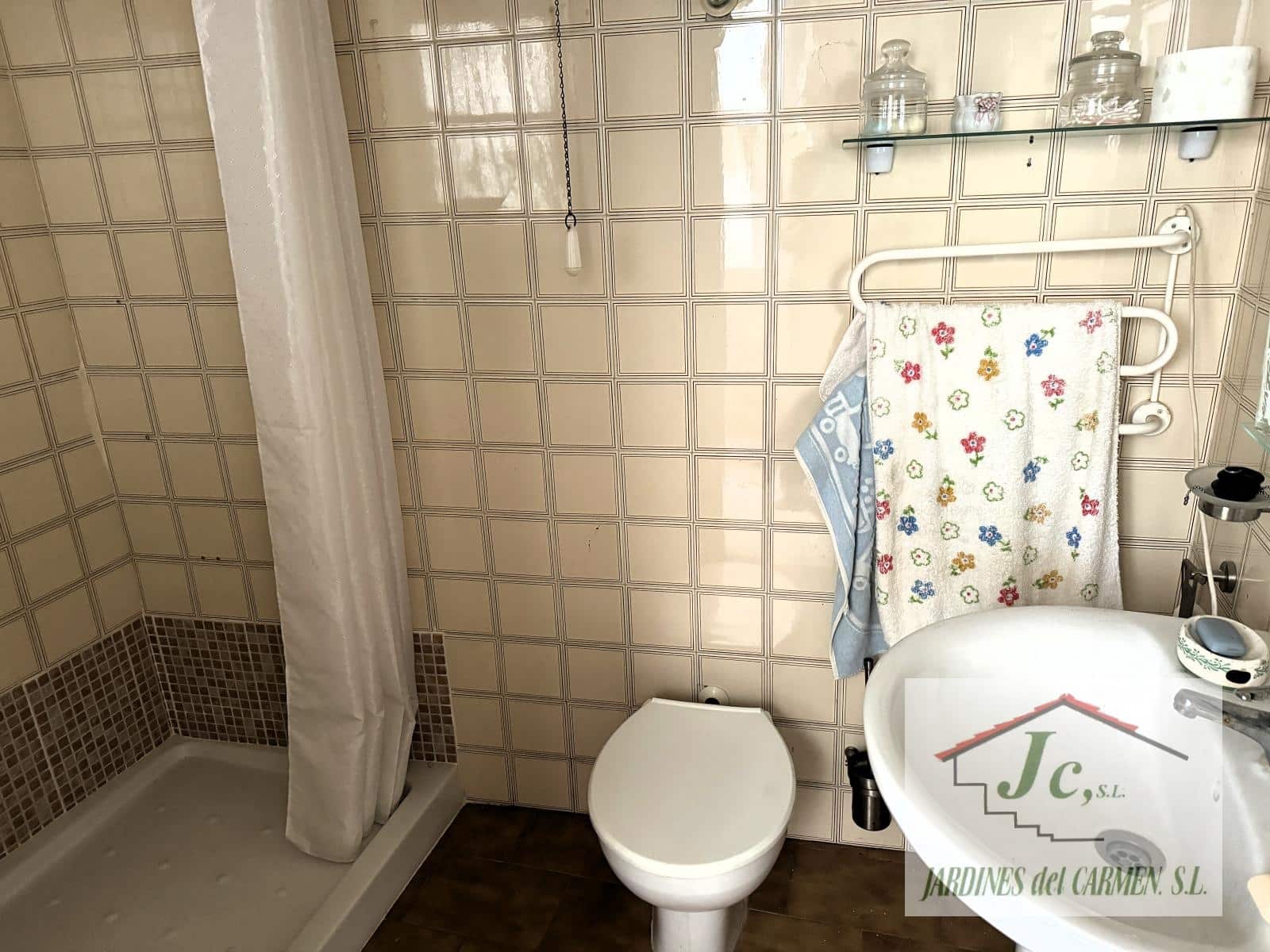 8 bedroom Townhouse for sale in Velez-Malaga - € 375,000 (Ref: 8894236)