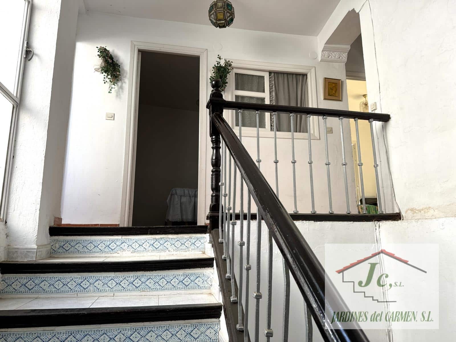 8 bedroom Townhouse for sale in Velez-Malaga - € 375,000 (Ref: 8894236)