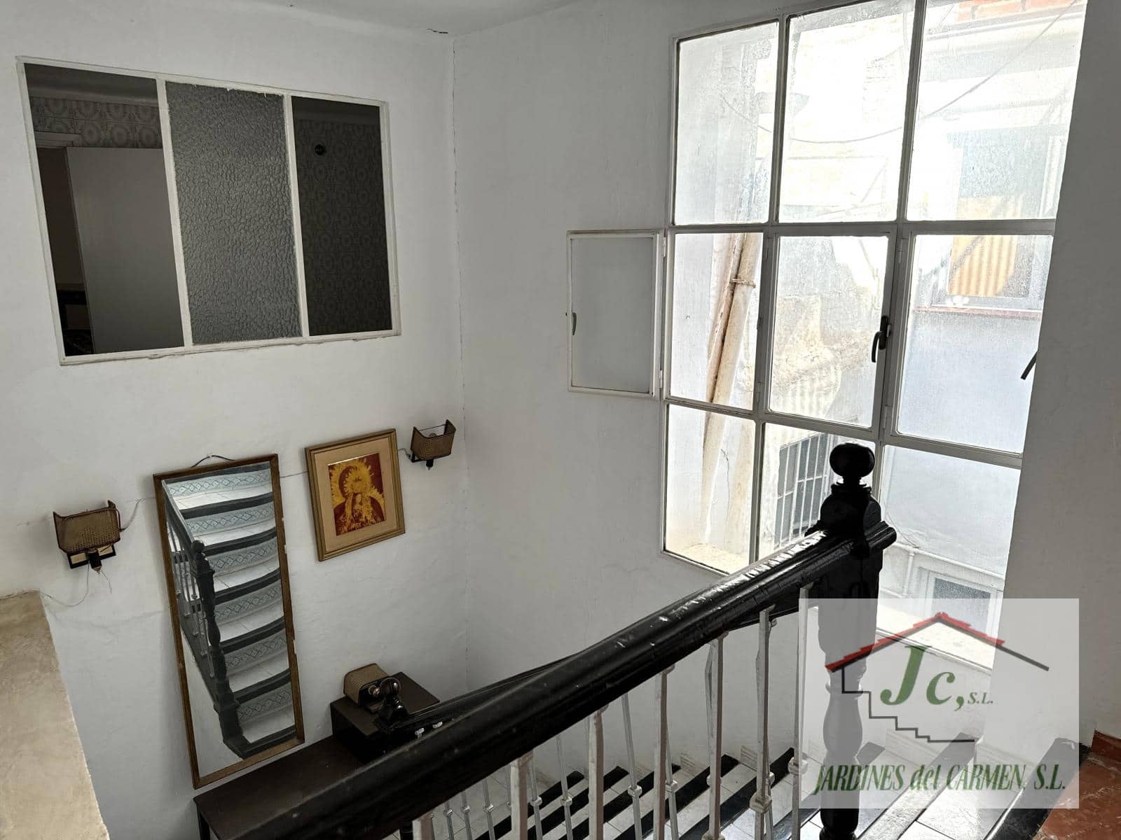 8 bedroom Townhouse for sale in Velez-Malaga - € 375,000 (Ref: 8894236)