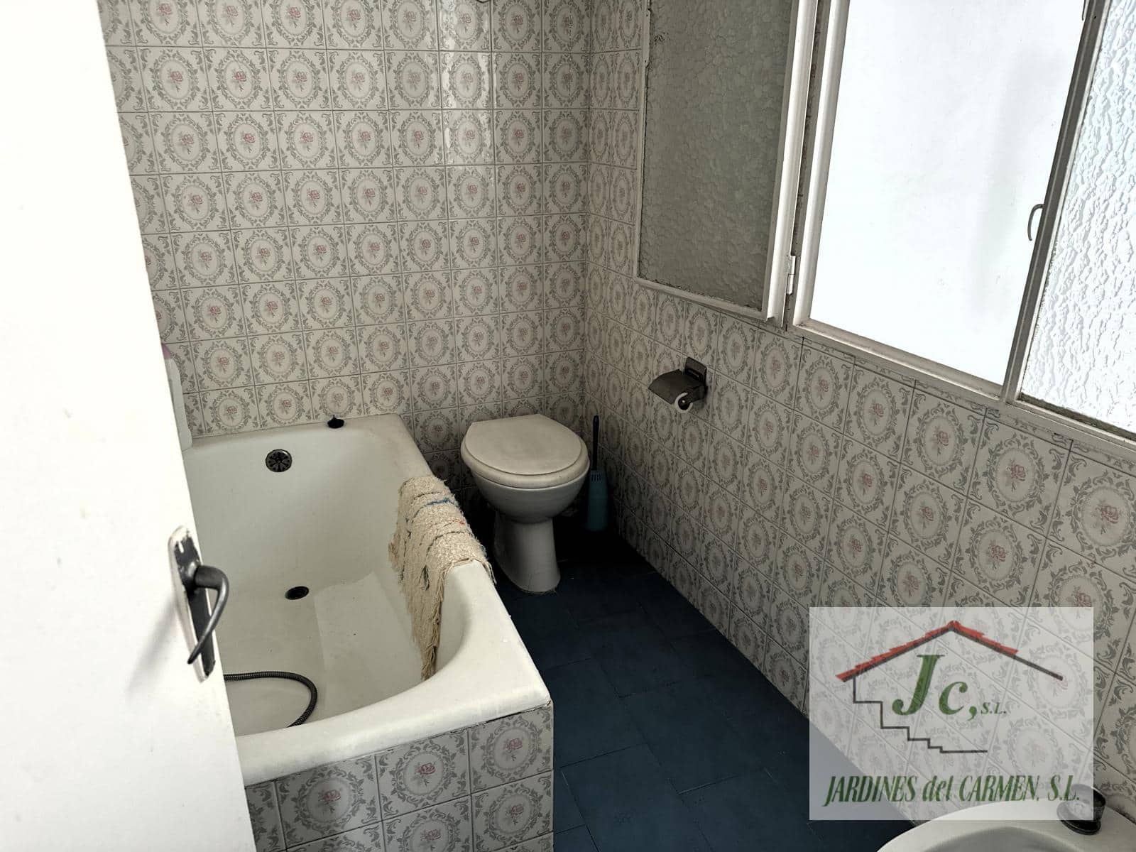 8 bedroom Townhouse for sale in Velez-Malaga - € 375,000 (Ref: 8894236)