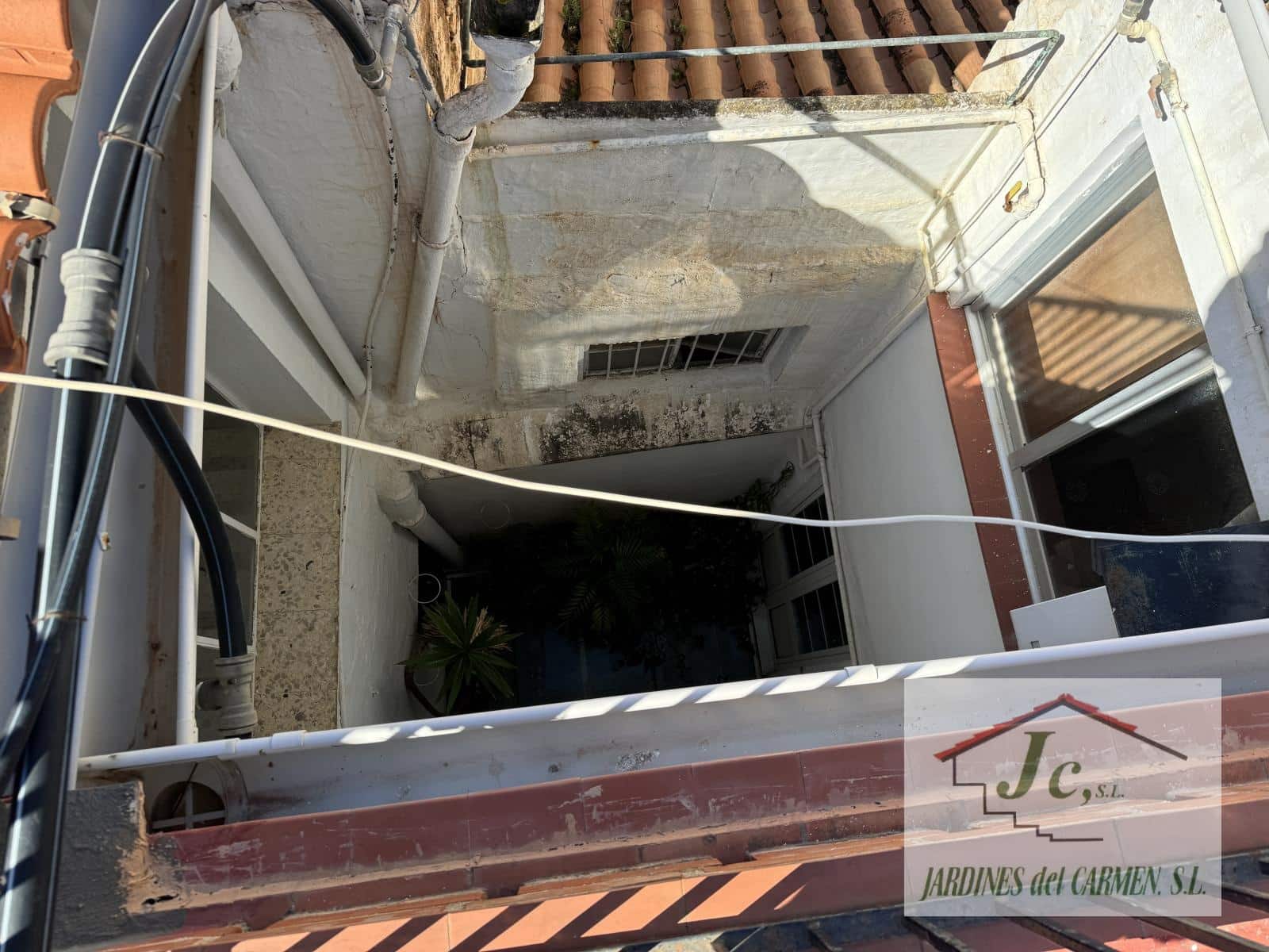 8 bedroom Townhouse for sale in Velez-Malaga - € 375,000 (Ref: 8894236)