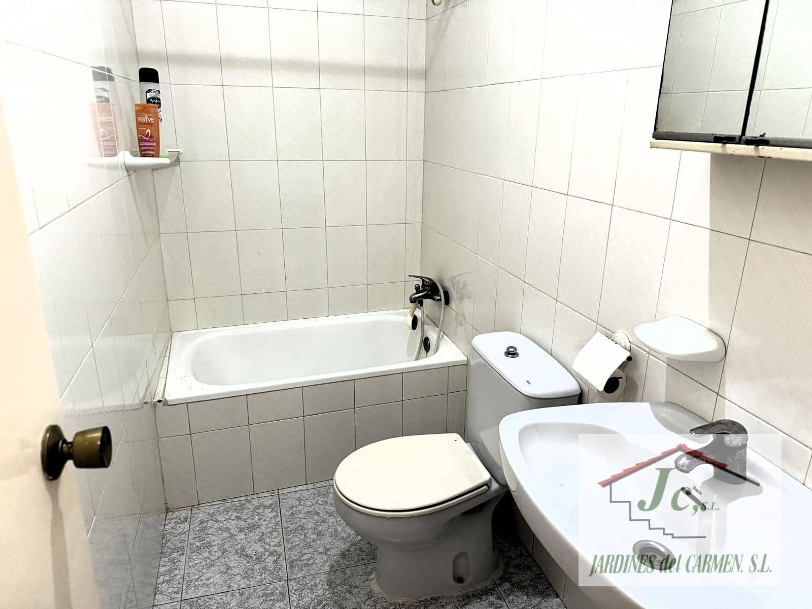 10 chambre Villa/Maison à vendre à Torre del Mar avec piscine - 425 000 € (Ref: 8914409)