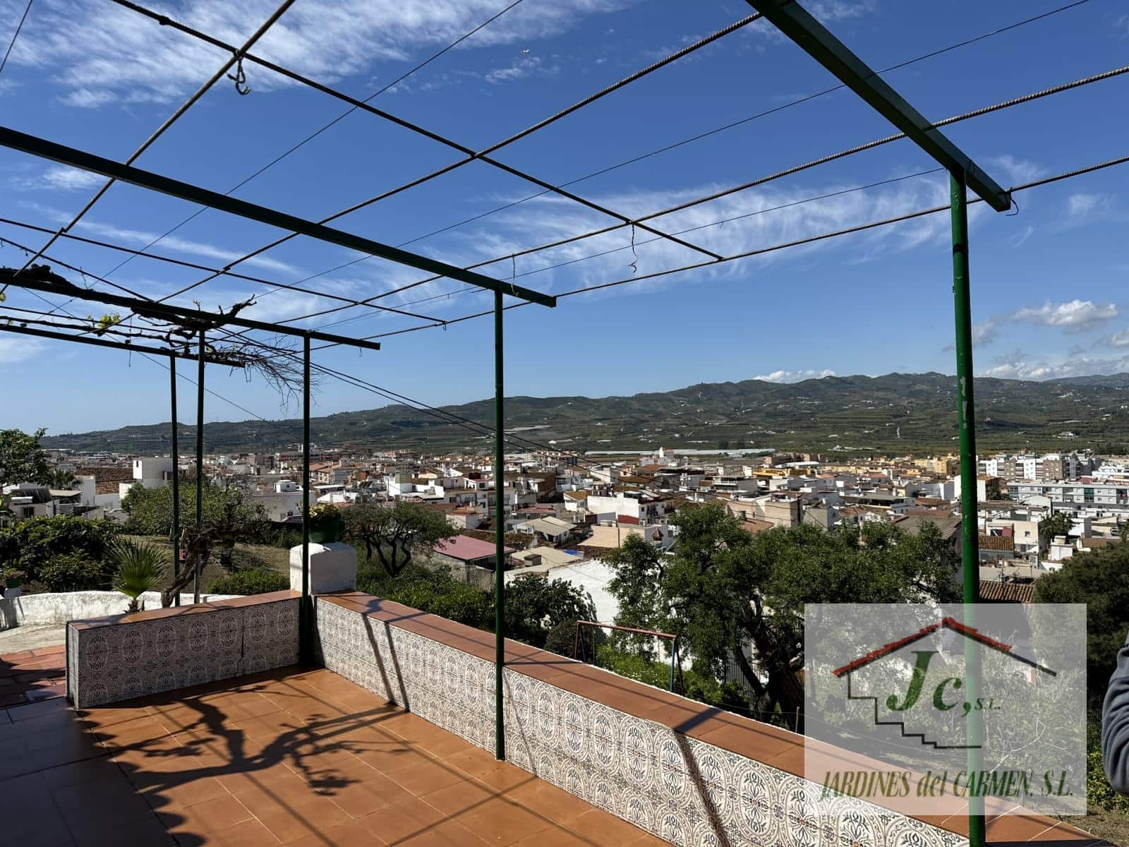 4 bedroom Finca/Country House for sale in Velez-Malaga - € 395,000 (Ref: 8925262)