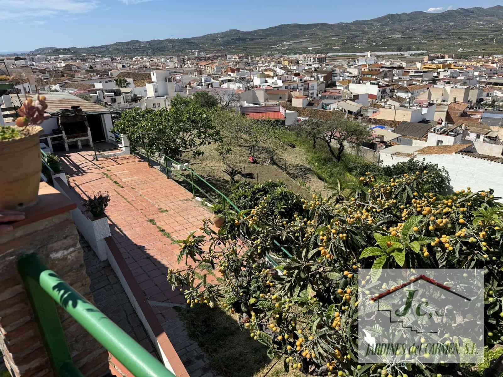 4 bedroom Finca/Country House for sale in Velez-Malaga - € 395,000 (Ref: 8925262)