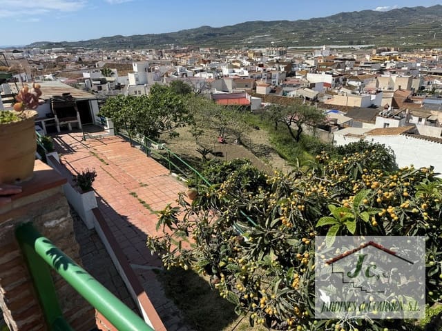 4 makuuhuone Maalaistalo myytävänä paikassa Vélez-Málaga - 395 000 € (Ref: 8925262)