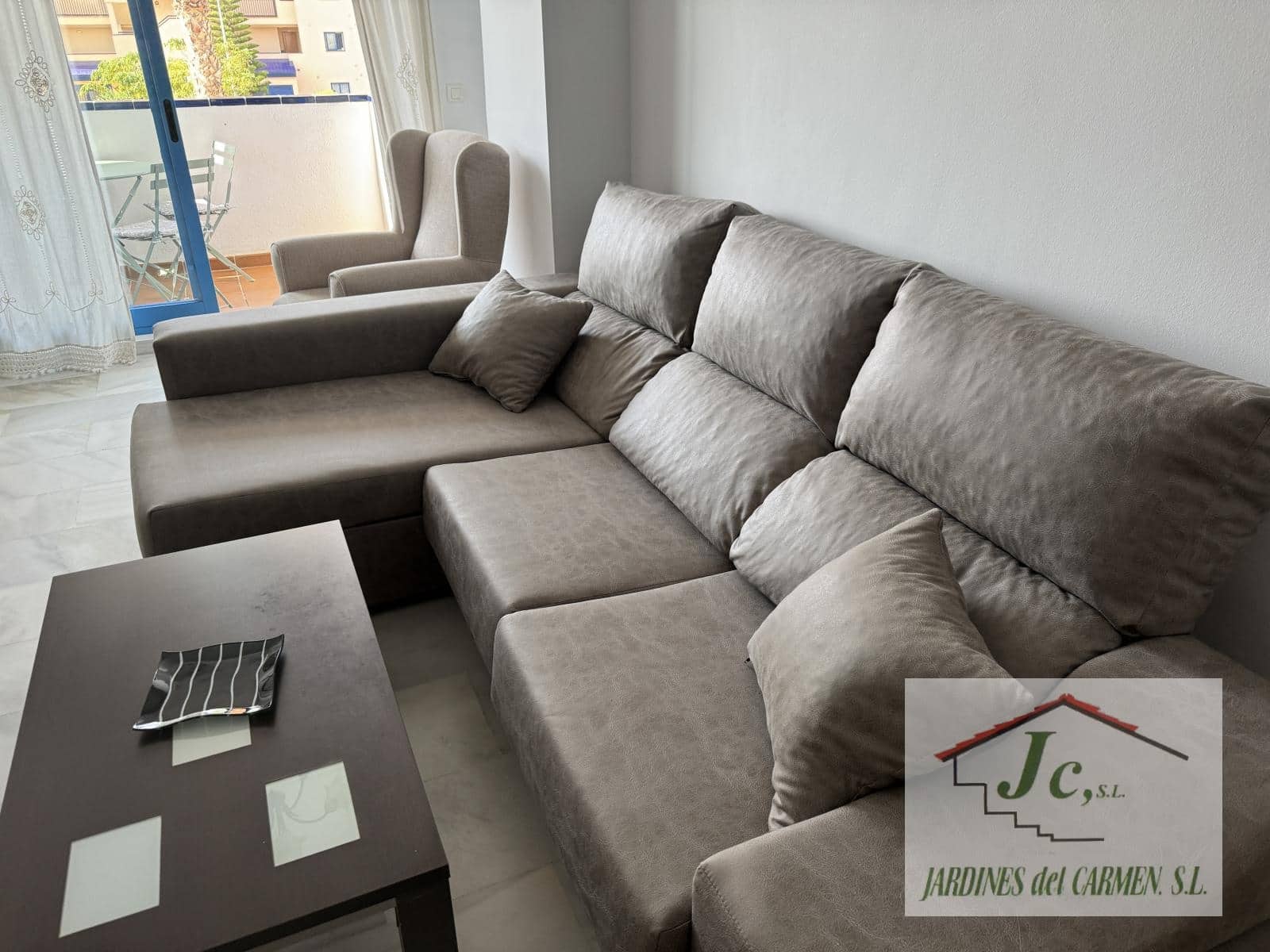 3 soveværelse Lejlighed til leje i Mezquitilla med swimmingpool garage - € 700 (Ref: 9148457)