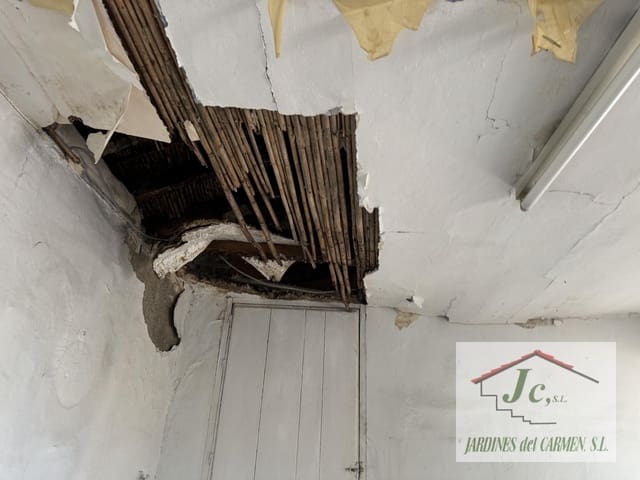 6 camera da letto Casa in vendita in Vélez-Málaga con garage - 320.000 € (Rif: 9165294)