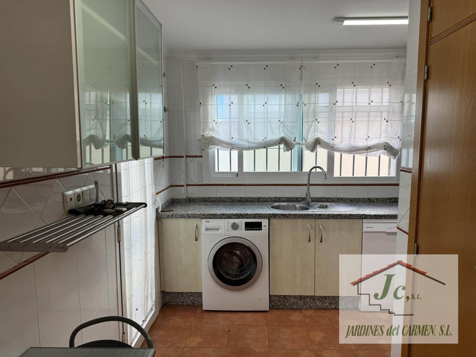 4 soveværelse Semi-Rækkehus til salg i Benajarafe med swimmingpool garage - € 499.000 (Ref: 9263920)