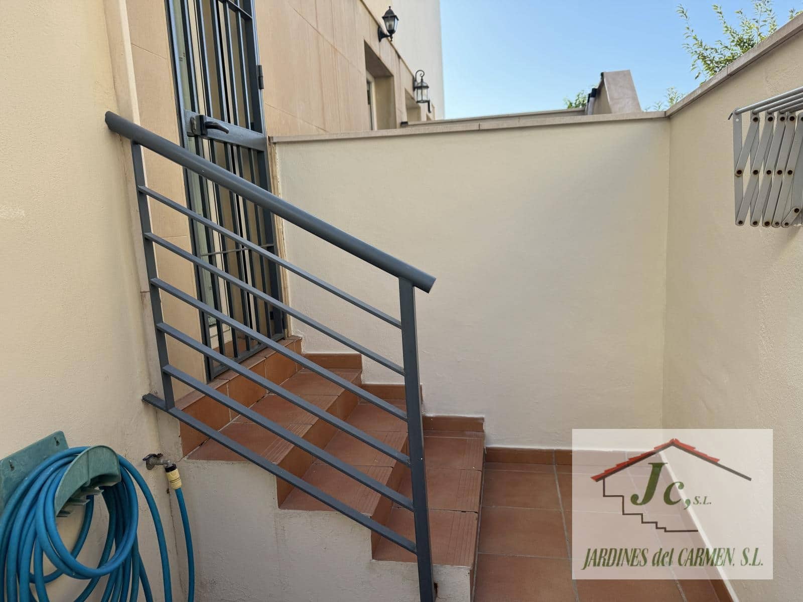 4 soveværelse Semi-Rækkehus til salg i Benajarafe med swimmingpool garage - € 499.000 (Ref: 9263920)