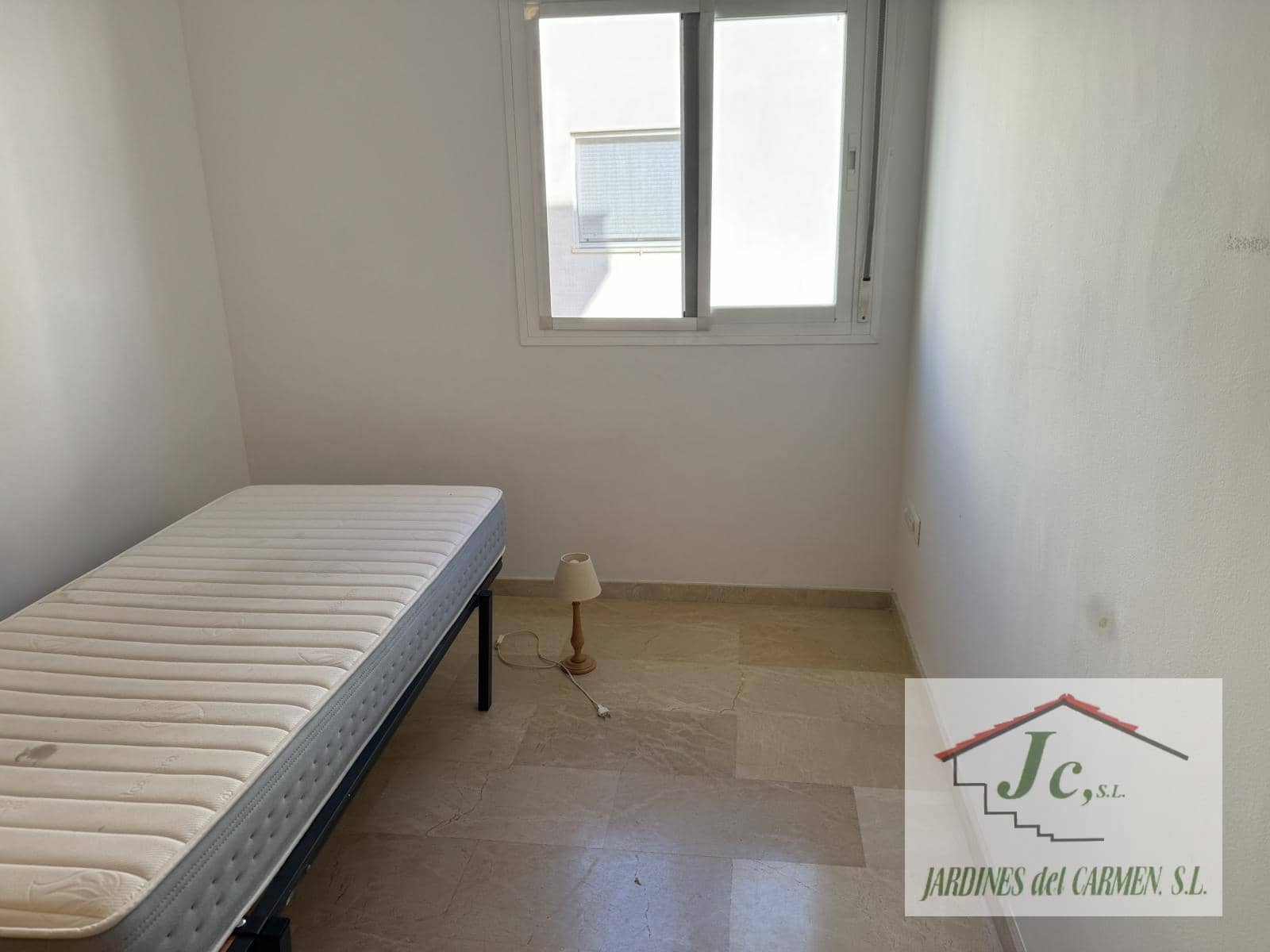 4 soveværelse Semi-Rækkehus til salg i Benajarafe med swimmingpool garage - € 499.000 (Ref: 9263920)