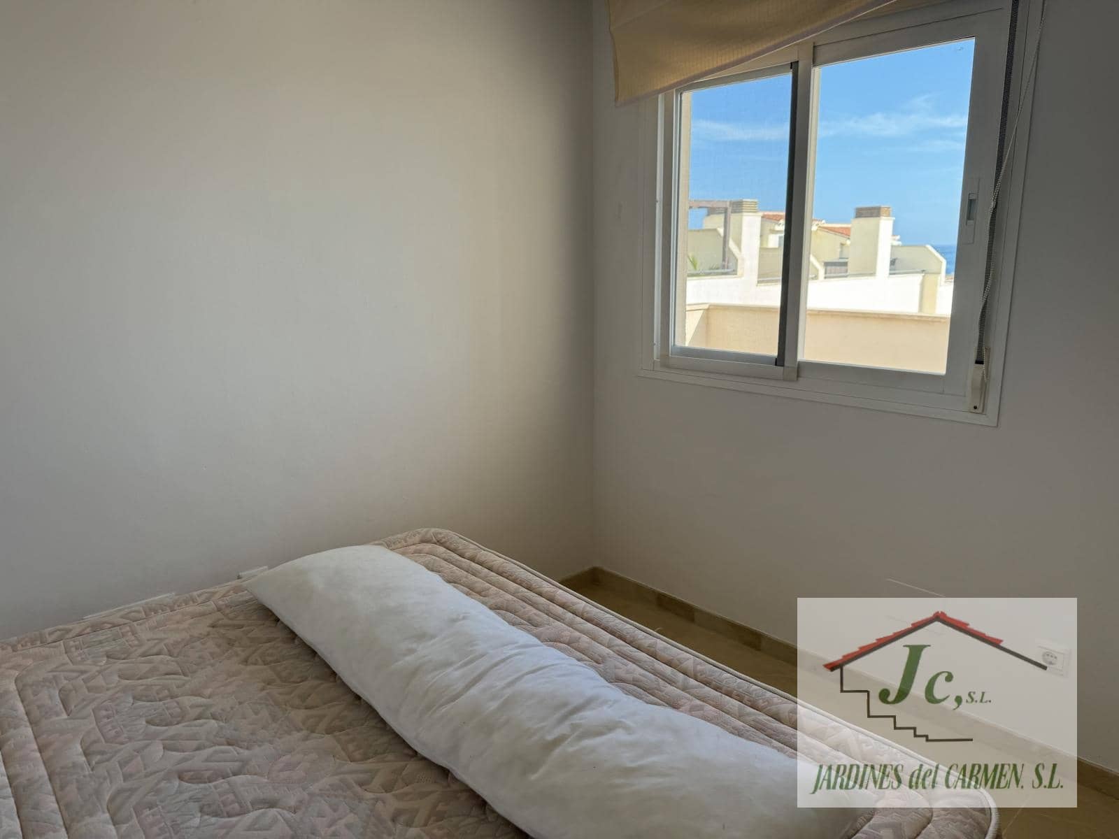 4 soveværelse Semi-Rækkehus til salg i Benajarafe med swimmingpool garage - € 499.000 (Ref: 9263920)