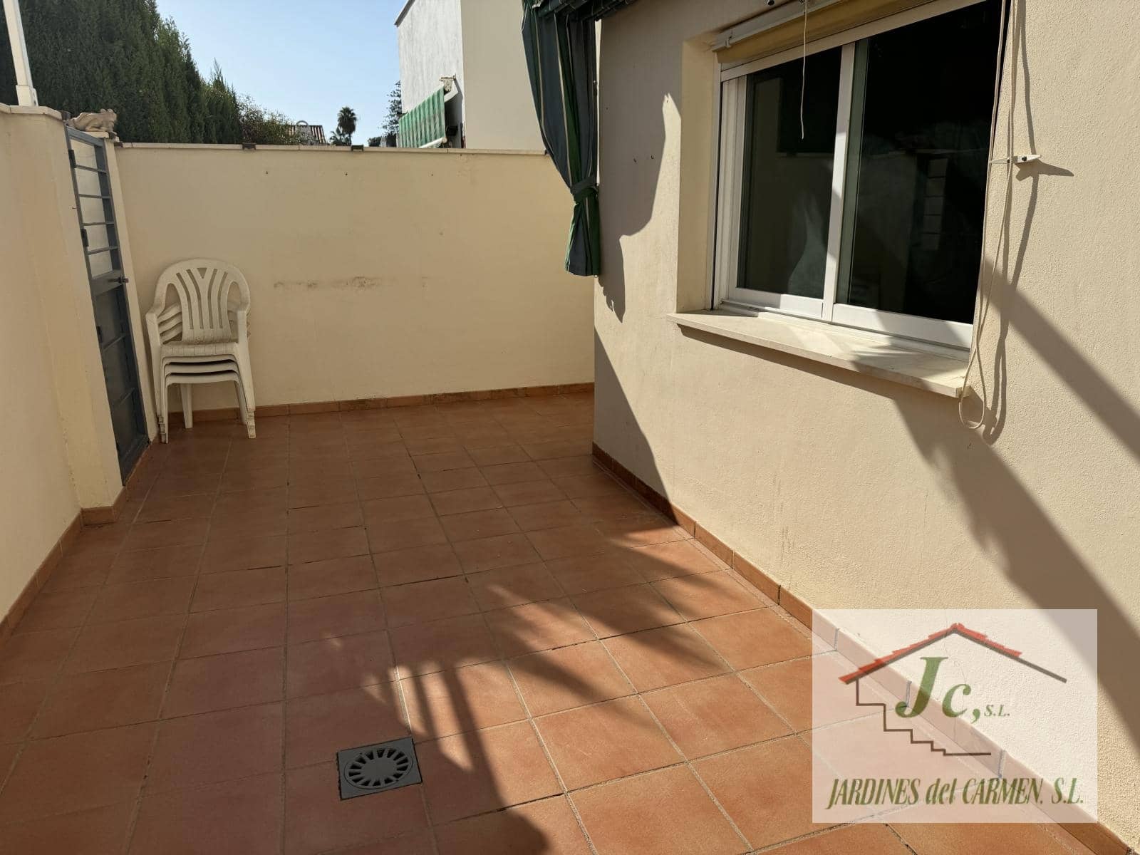 4 soveværelse Semi-Rækkehus til salg i Benajarafe med swimmingpool garage - € 499.000 (Ref: 9263920)