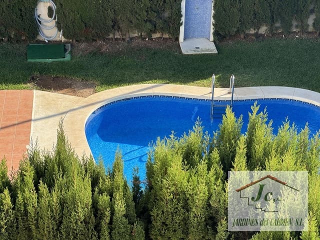 4 makuuhuone Paritalo myytävänä paikassa Benajarafe, Vélez-Málaga mukana uima-altaan 
autotalli - 499 000 € (Ref: 9263920)