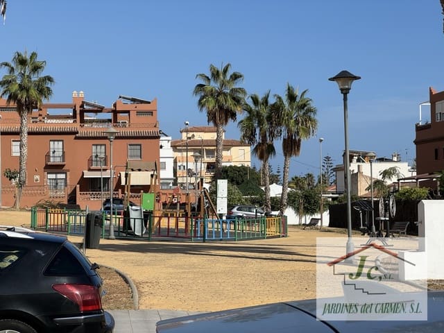 4 makuuhuone Paritalo myytävänä paikassa Benajarafe, Vélez-Málaga mukana uima-altaan 
autotalli - 499 000 € (Ref: 9263920)