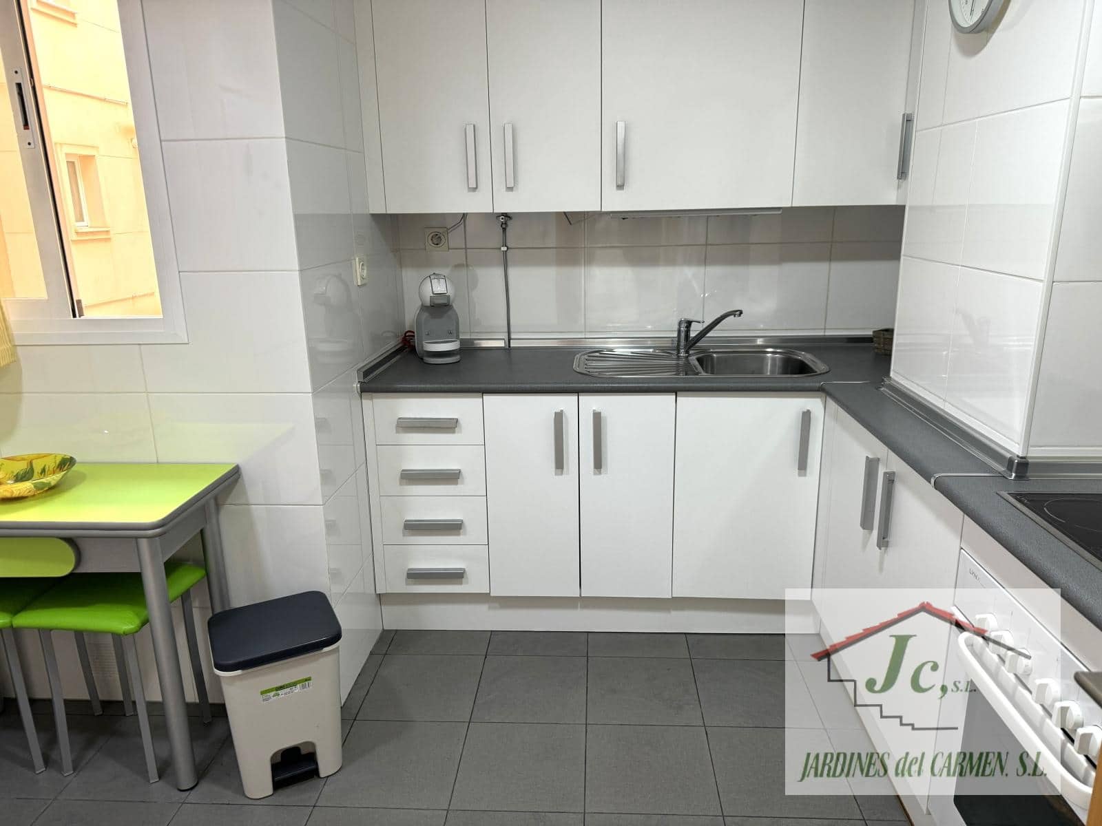 2 soveværelse Lejlighed til leje i Algarrobo Costa med swimmingpool garage - € 750 (Ref: 9267753)