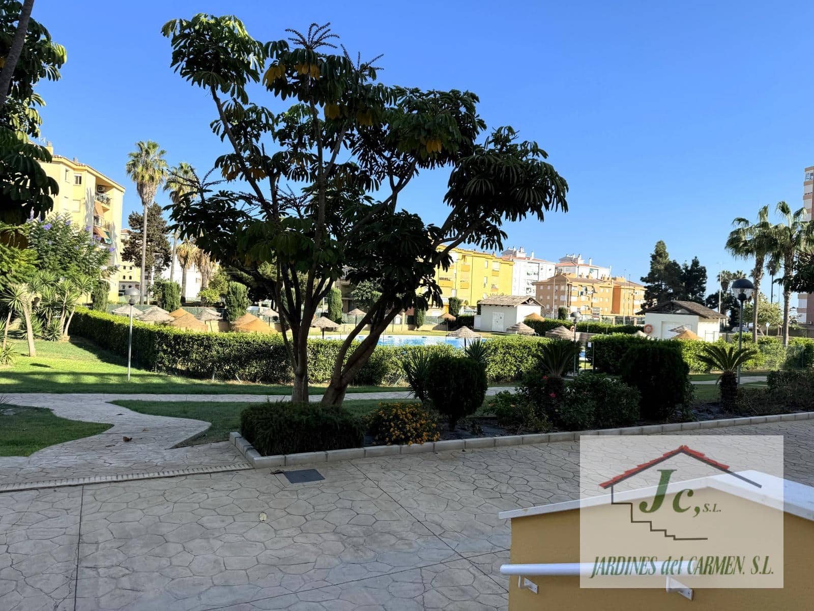 2 soveværelse Lejlighed til leje i Algarrobo Costa med swimmingpool garage - € 750 (Ref: 9267753)