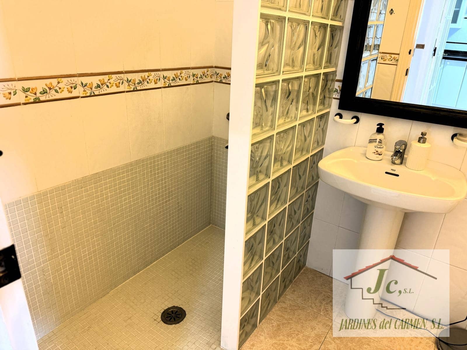 4 chambre Maison de Ville à vendre à Velez-Malaga avec piscine - 546 000 € (Ref: 9436529)