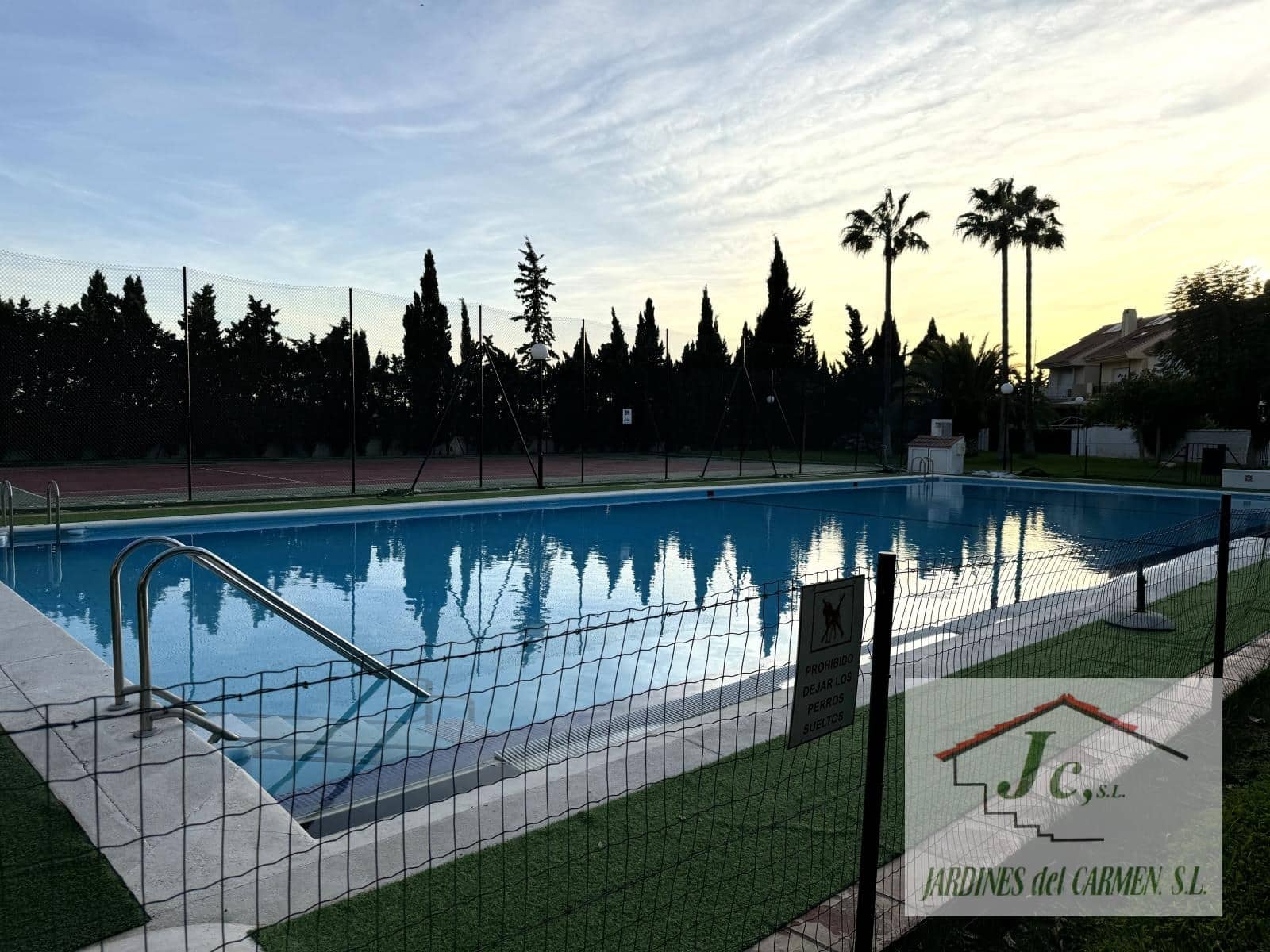 4 chambre Maison de Ville à vendre à Velez-Malaga avec piscine - 546 000 € (Ref: 9436529)