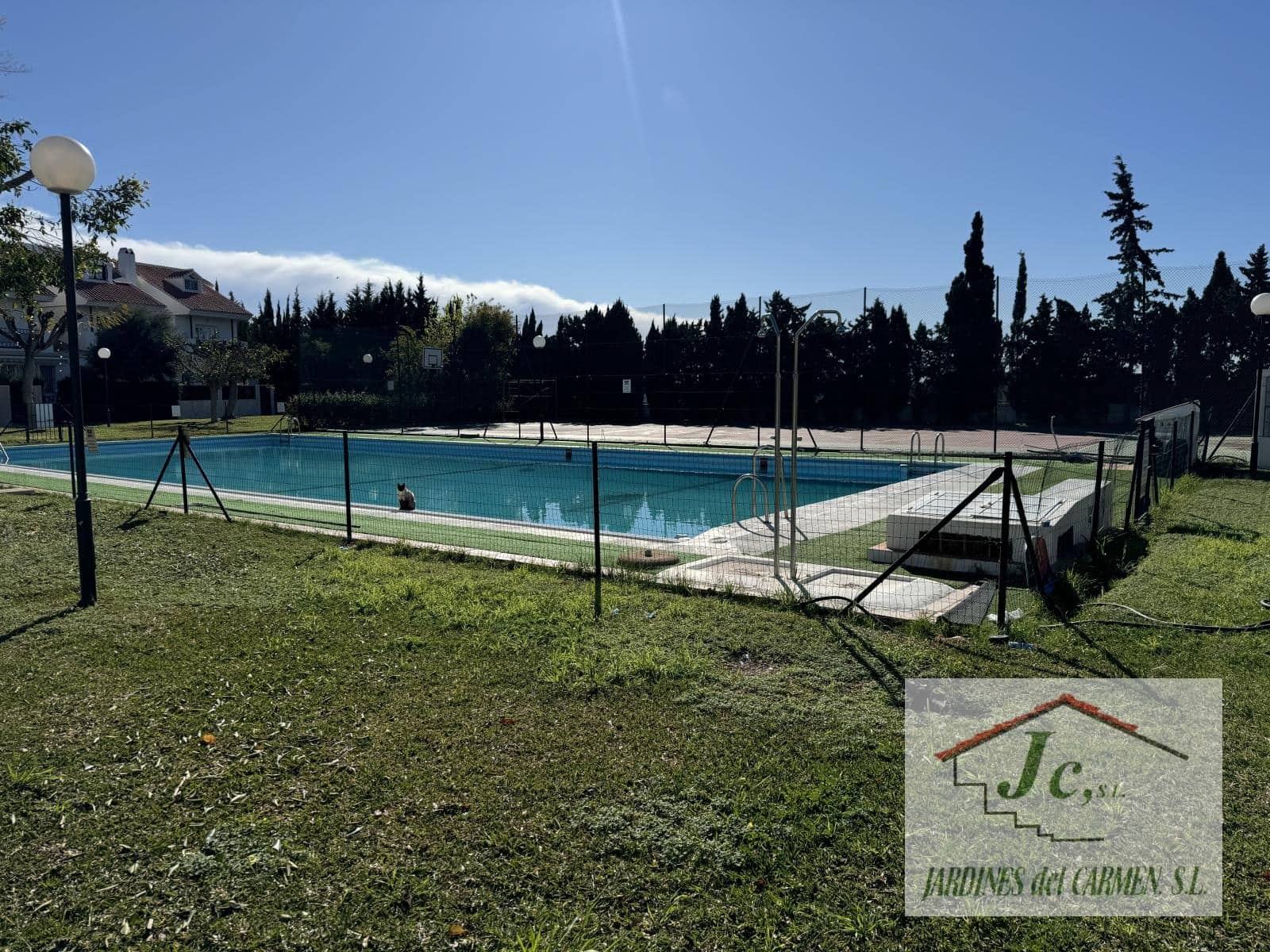 4 bedroom Townhouse for sale in Velez-Malaga with pool - € 525,000 (Ref: 9436529)