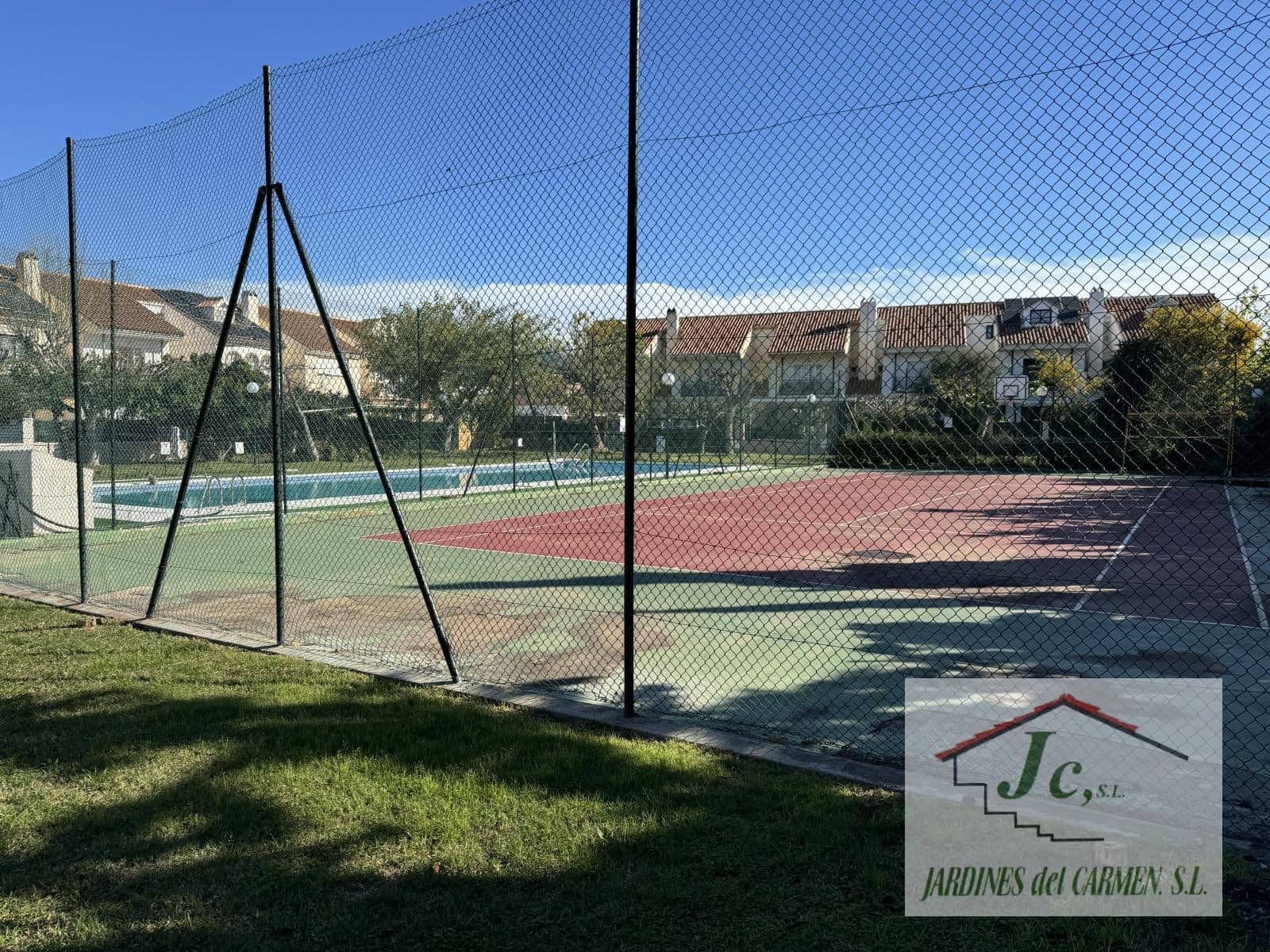 4 bedroom Townhouse for sale in Velez-Malaga with pool - € 525,000 (Ref: 9436529)