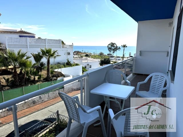 Piso de 2 habitaciones en El Peñoncillo, Torrox en alquiler con piscina garaje - 750 € (Ref: 9665770)