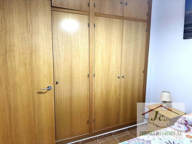 Piso de 2 habitaciones en El Peñoncillo, Torrox en alquiler con piscina garaje - 750 € (Ref: 9665770)