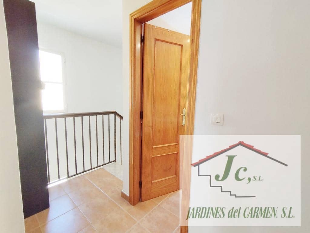 3 soverom Villa til salgs i Velez-Malaga med svømmebasseng - € 425 000 (Ref: 9818631)