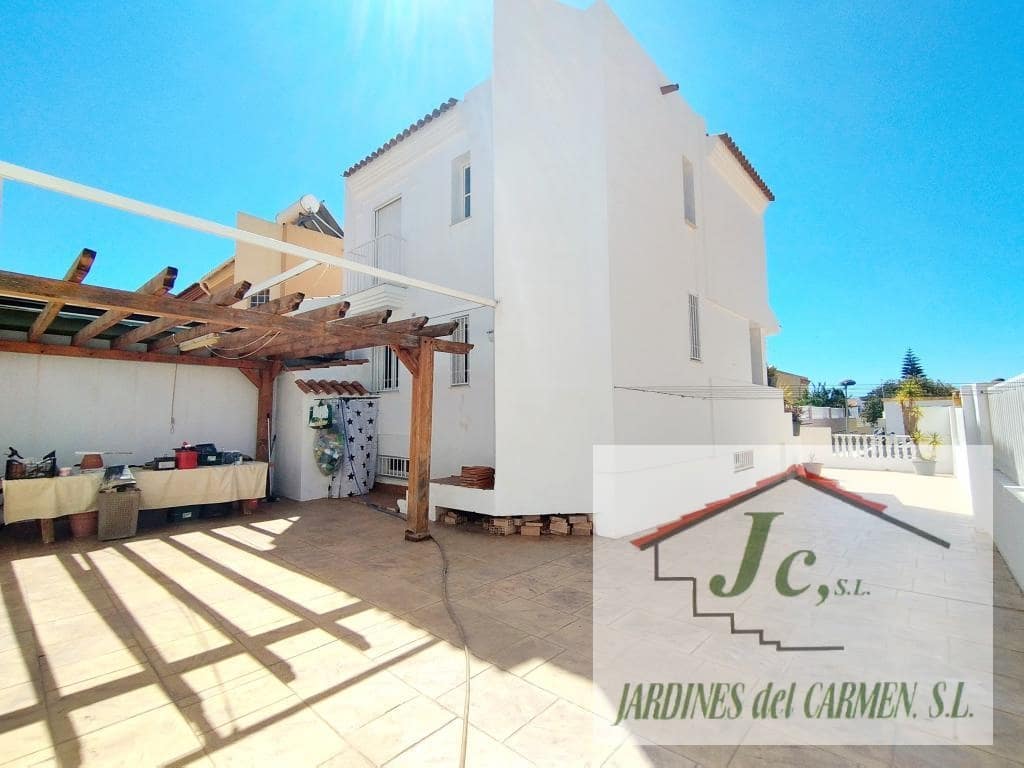 3 soverom Villa til salgs i Velez-Malaga med svømmebasseng - € 425 000 (Ref: 9818631)