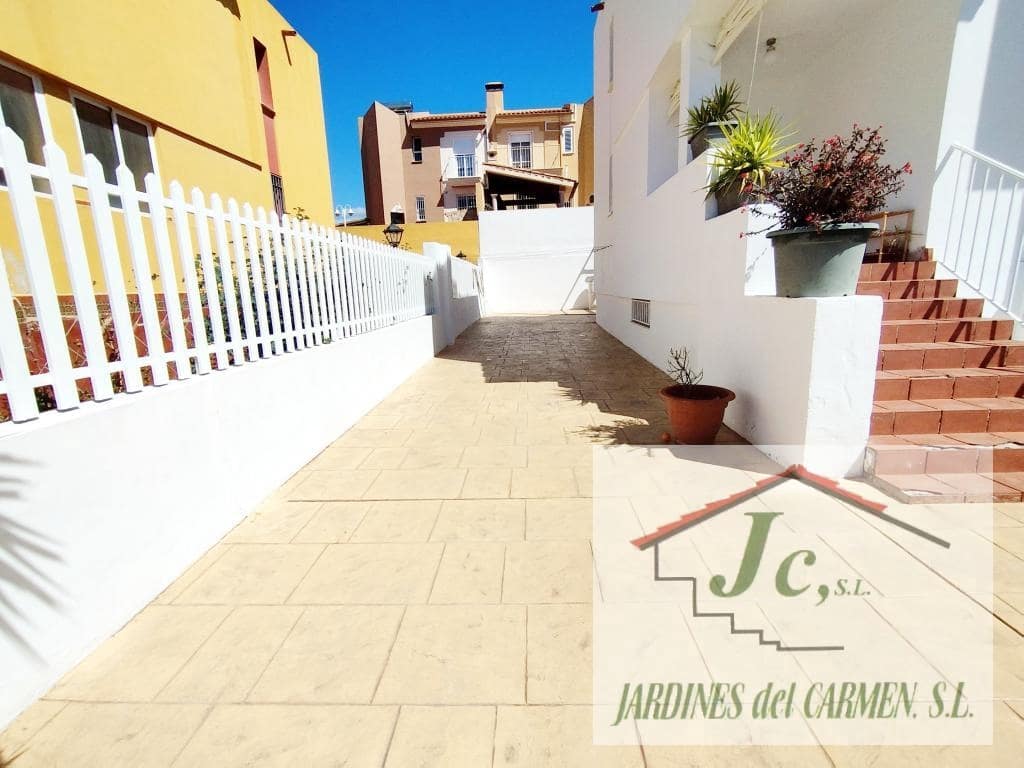 3 soverom Villa til salgs i Velez-Malaga med svømmebasseng - € 425 000 (Ref: 9818631)