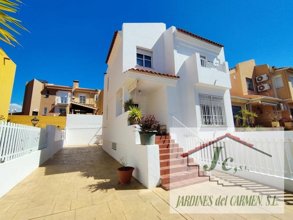 3 soverom Villa til salgs i Velez-Malaga med svømmebasseng - € 425 000 (Ref: 9818631)