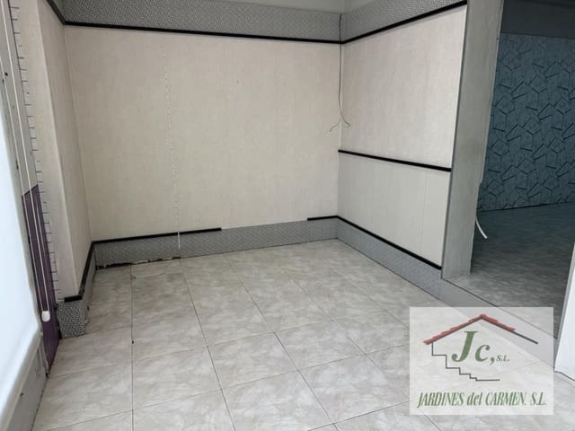 Kommersiell til leie i Vélez-Málaga - € 650 (Ref: 9834706)