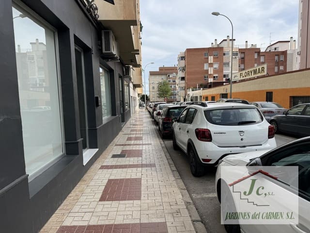 Kommersiell til leie i Vélez-Málaga - € 650 (Ref: 9834706)
