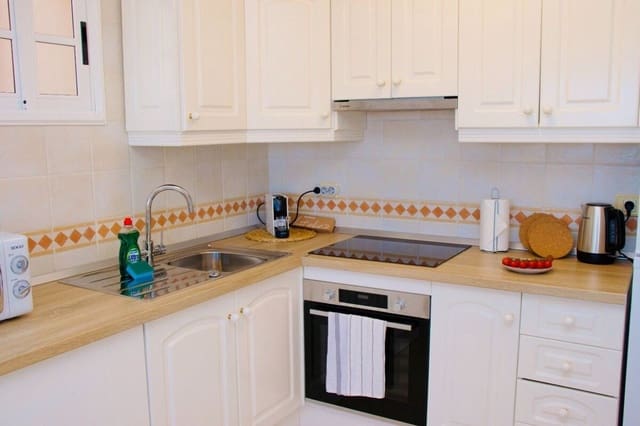 Apartamento de 1 habitación en Los Cristianos, Arona en venta con piscina garaje - 330.000 € (Ref: 10007130)