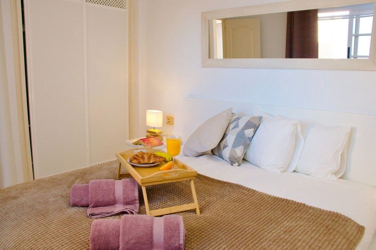 1 sypialnia Apartament na sprzedaż w Los Cristianos z basenem garażem - 330 000 € (Ref: 10007130)
