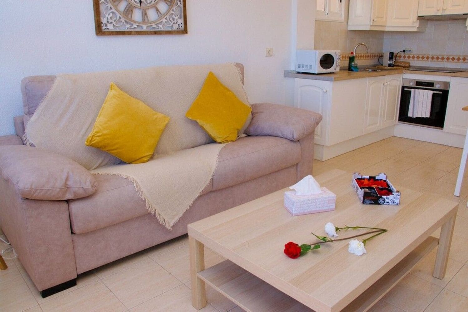 1 sypialnia Apartament na sprzedaż w Los Cristianos z basenem garażem - 330 000 € (Ref: 10007130)