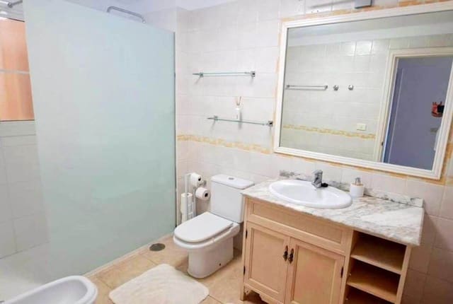 1 bedroom Apartment for sale in Playa de las Americas, Arona with pool garage - € 295,000 (Ref: 10015037)