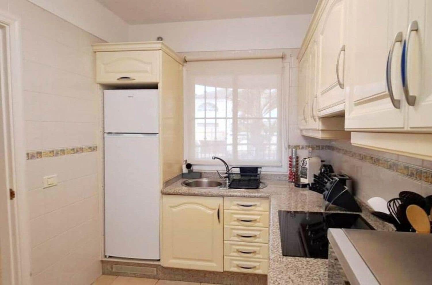 1 bedroom Apartment for sale in Playa de las Americas with pool garage - € 295,000 (Ref: 10015037)