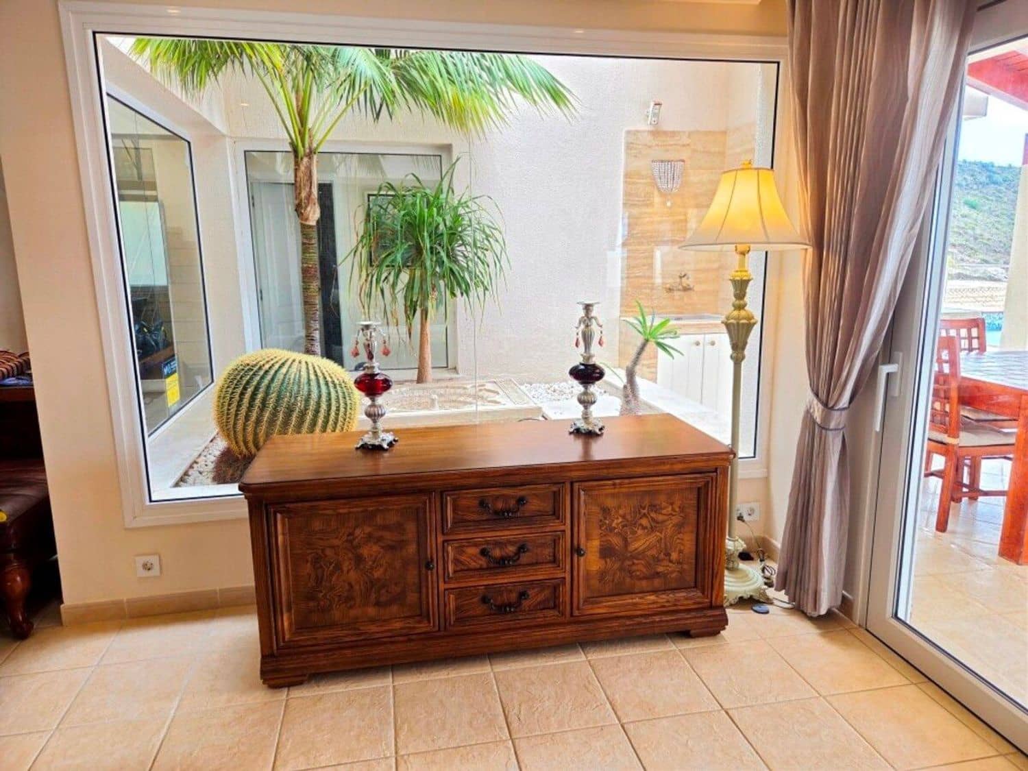 4 slaapkamer Villa te koop in Santa Cruz de Tenerife met zwembad garage - € 2.050.000 (Ref: 10077514)