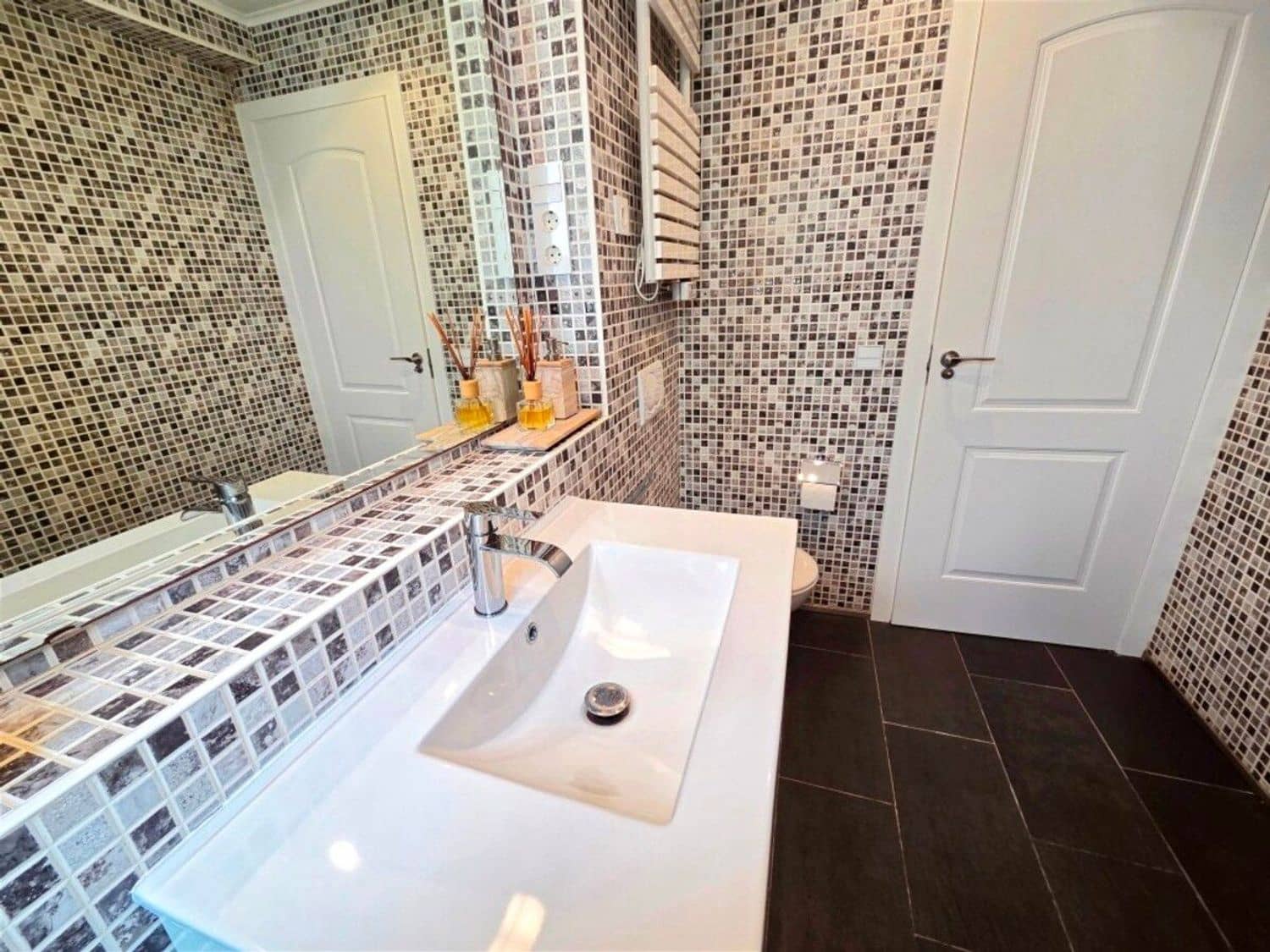 4 slaapkamer Villa te koop in Santa Cruz de Tenerife met zwembad garage - € 2.050.000 (Ref: 10077514)
