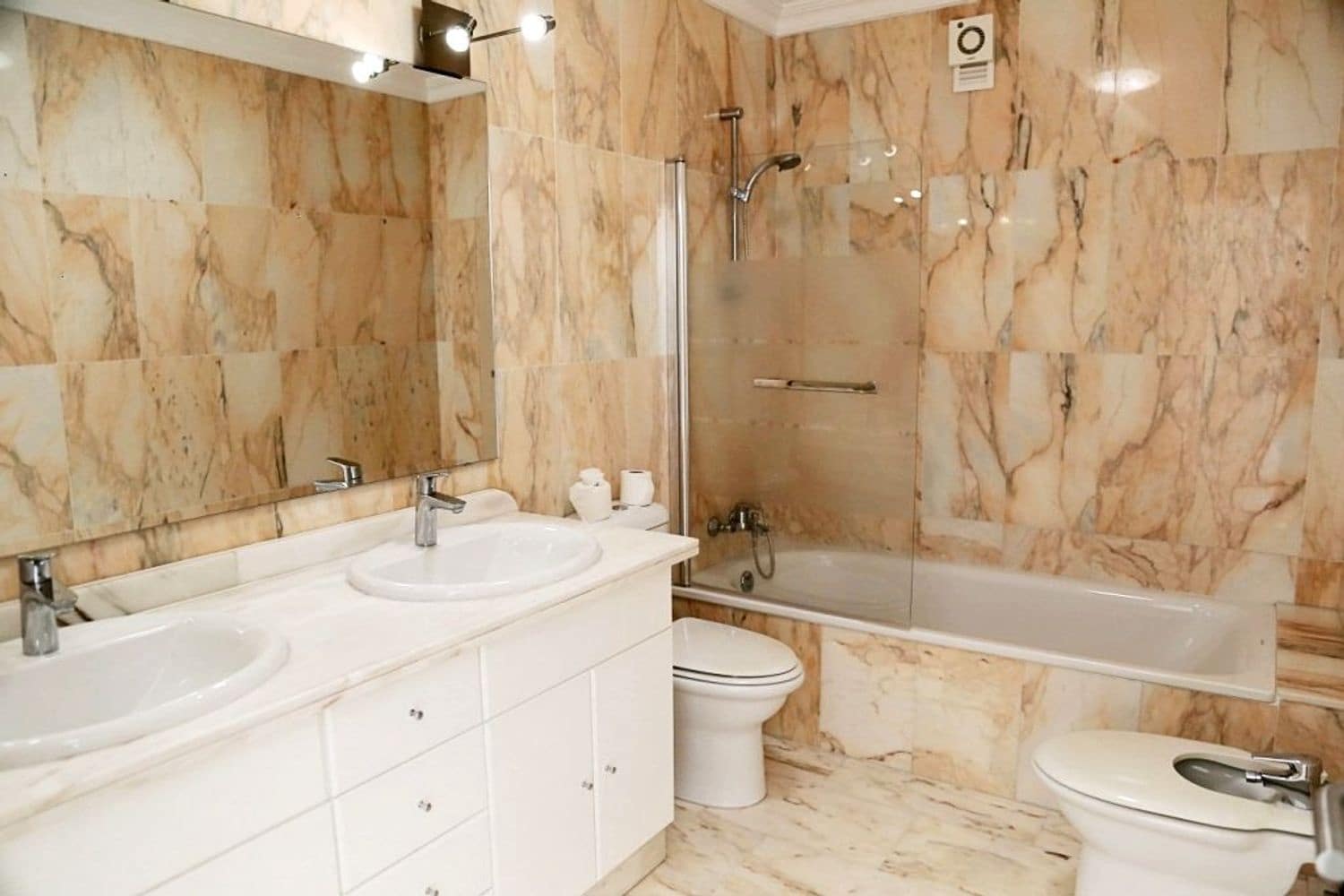 2 soveværelse Lejlighed til salg i Puerto Santiago med swimmingpool - € 495.000 (Ref: 6973781)