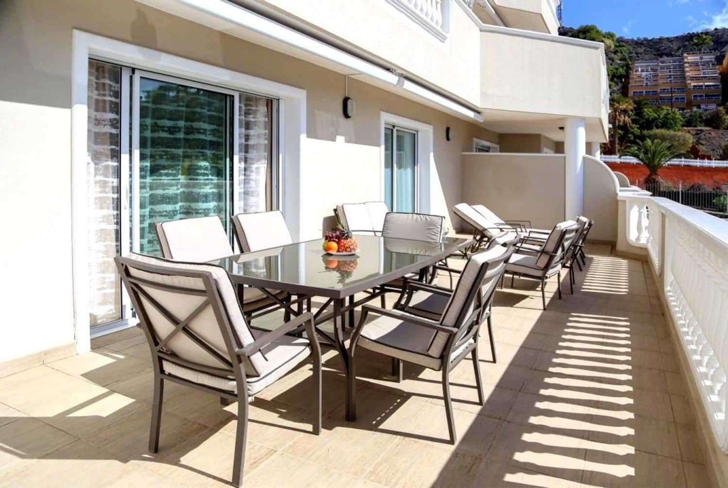 2 soveværelse Lejlighed til salg i Puerto Santiago med swimmingpool - € 495.000 (Ref: 6973781)