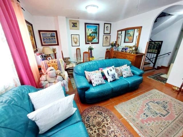 5 soverom Hus til salgs i Casco Urbano, Adeje med svømmebasseng - € 515 000 (Ref: 7918445)