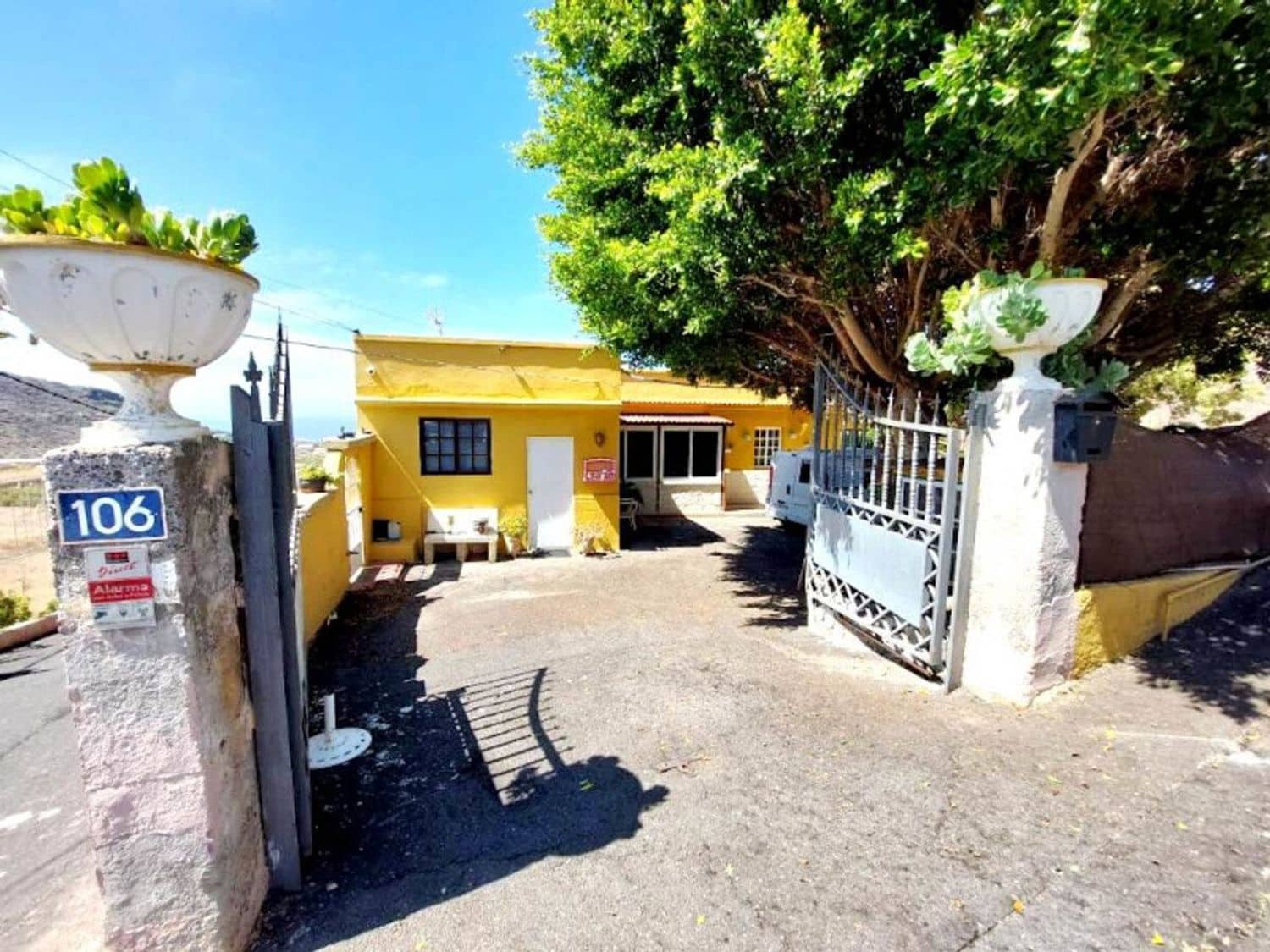 11 soveværelse Finca/Landehus til salg i Santiago del Teide med swimmingpool garage - € 1.785.000 (Ref: 8313427)