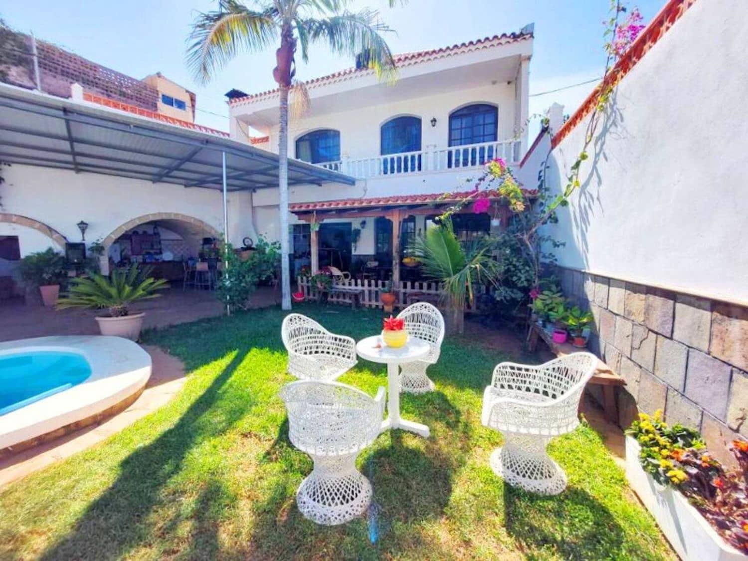 11 soveværelse Finca/Landehus til salg i Santiago del Teide med swimmingpool garage - € 1.785.000 (Ref: 8313427)