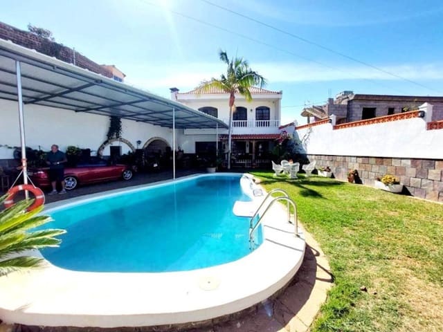 11 chambre Finca/Maison de Campagne à vendre à Santiago del Teide avec piscine garage - 1 785 000 € (Ref: 8313427)