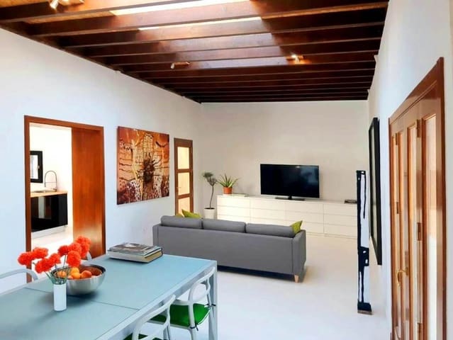 4 soveværelse Villa til salg i Guía de Isora med garage - € 1.495.000 (Ref: 8420798)