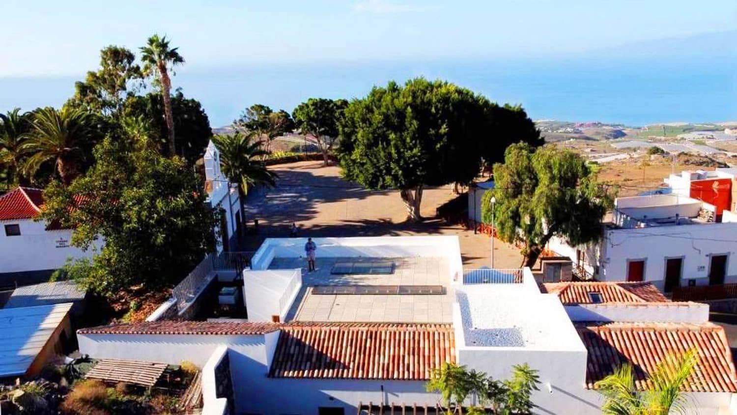 4 soveværelse Villa til salg i Guia de Isora med garage - € 1.495.000 (Ref: 8420798)