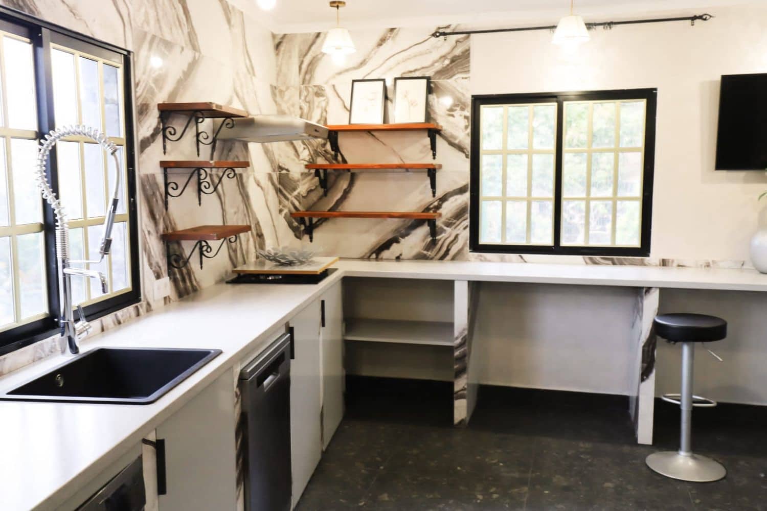 7 soveværelse Finca/Landehus til salg i Los Silos med swimmingpool garage - € 650.000 (Ref: 8422771)