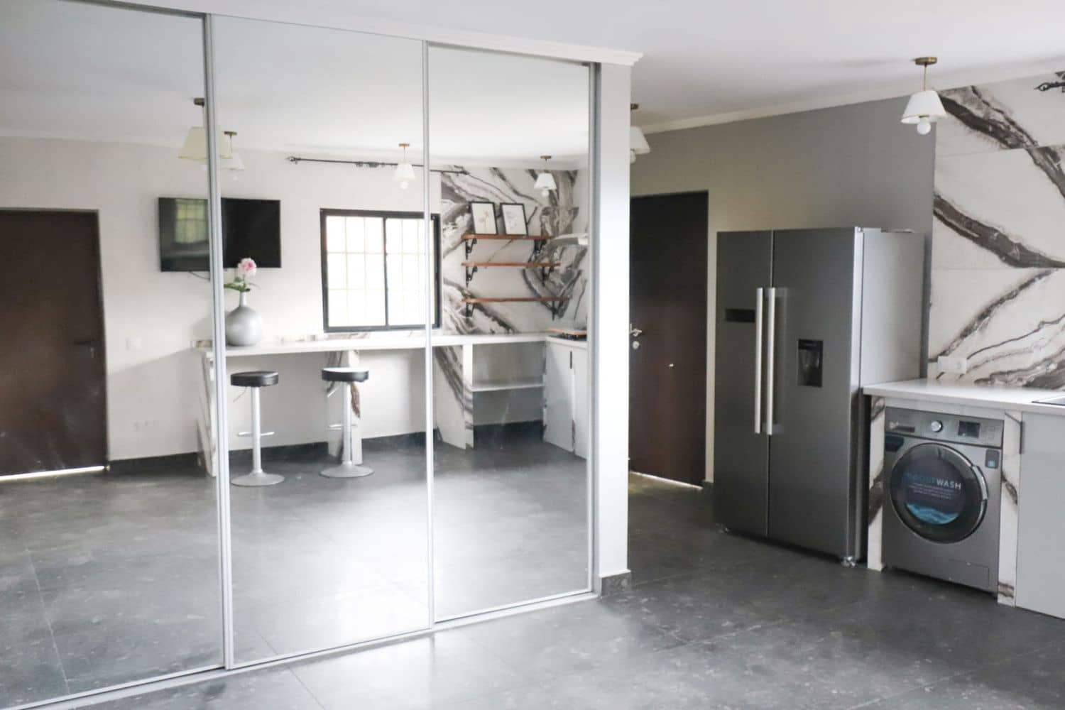 7 soveværelse Finca/Landehus til salg i Los Silos med swimmingpool garage - € 650.000 (Ref: 8422771)